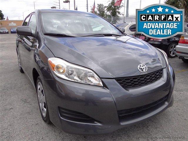 2010 Toyota Matrix 1 Owner