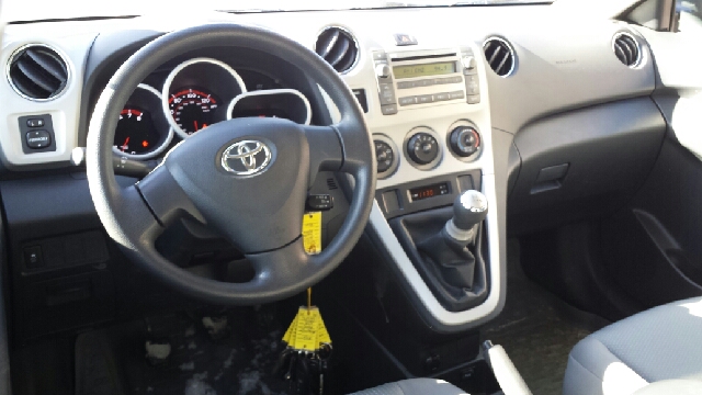 2010 Toyota Matrix Unknown