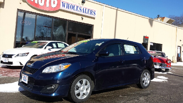 2010 Toyota Matrix Unknown