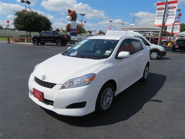 2010 Toyota Matrix Unknown