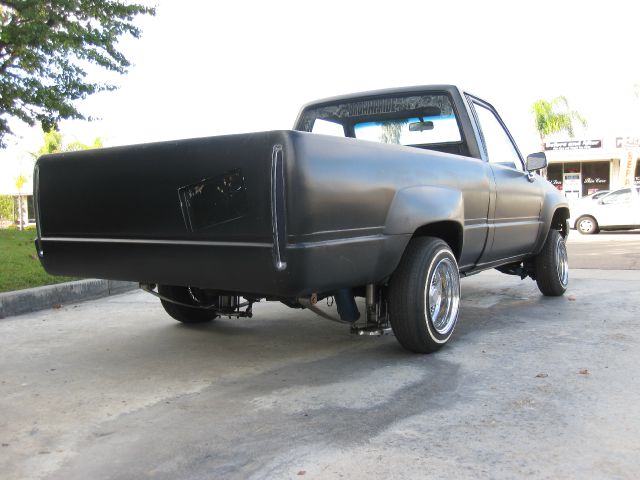 1984 Toyota Pickup Unknown