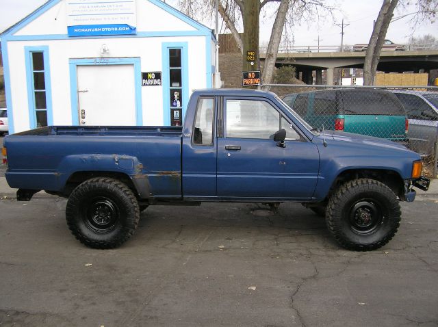 1985 Toyota Pickup Unknown