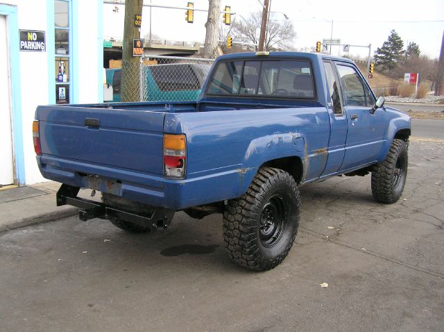 1985 Toyota Pickup Unknown