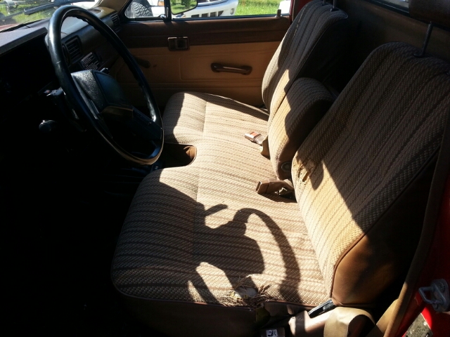 1985 Toyota Pickup 2dr 3.8L Auto Grand Touring W/blk Lth Ltd Avail