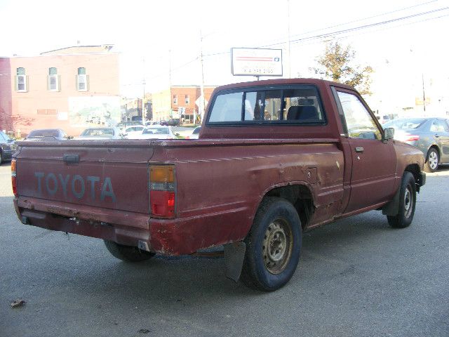 1986 Toyota Pickup Unknown