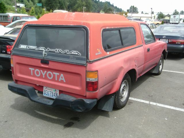 1990 Toyota Pickup Unknown