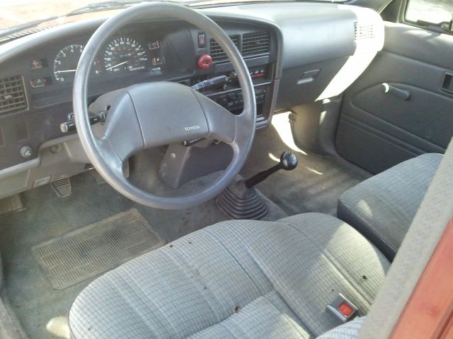 1990 Toyota Pickup LS 4x4 Low Miles