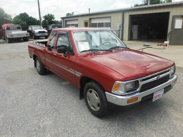 1994 Toyota Pickup SEL All-wheel Drive With Locking Differential