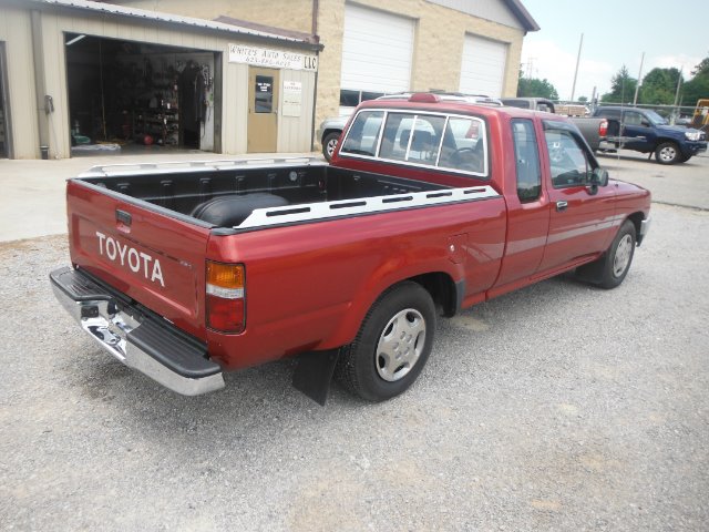 1994 Toyota Pickup SEL All-wheel Drive With Locking Differential