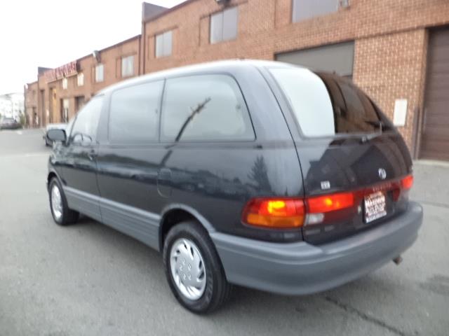 1996 Toyota Previa Talladega 5