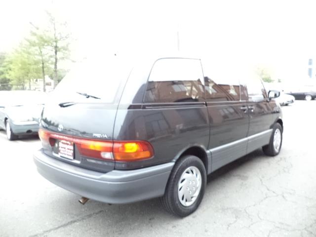 1996 Toyota Previa Talladega 5