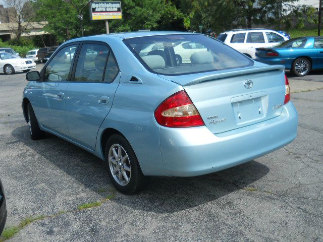 2001 Toyota Prius Base