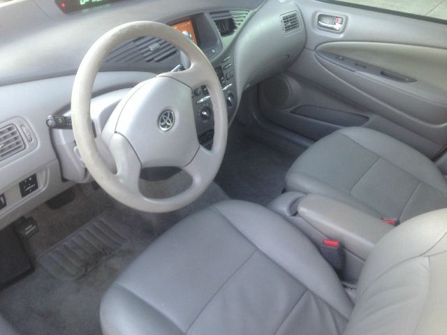 2001 Toyota Prius Base