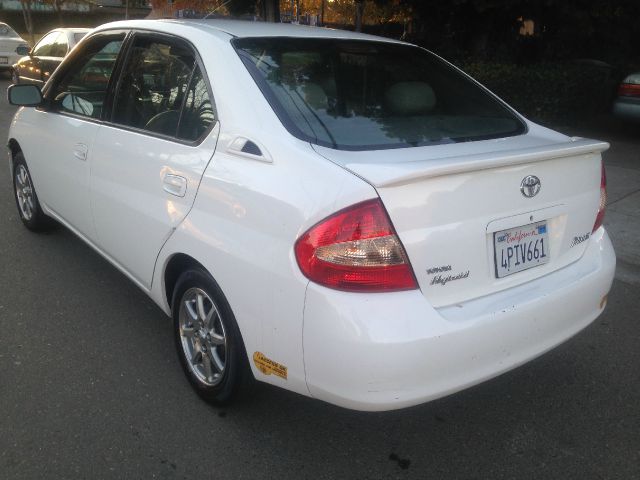 2001 Toyota Prius Base
