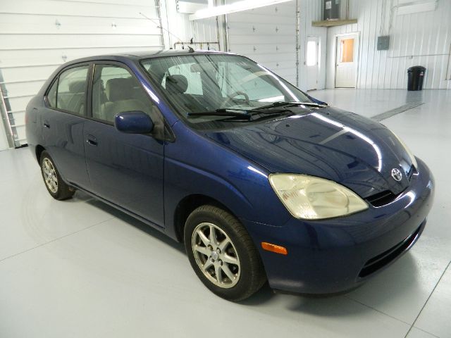 2002 Toyota Prius FX4 Crew Cab