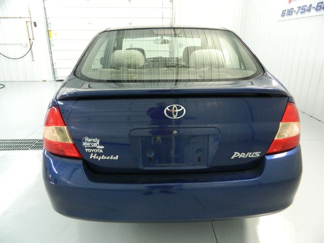 2002 Toyota Prius FX4 Crew Cab