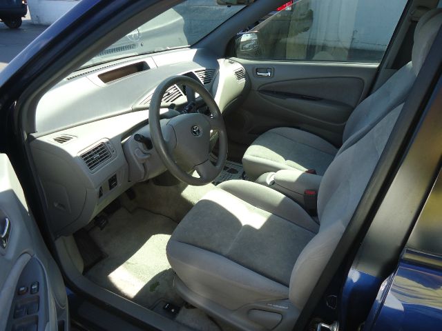 2002 Toyota Prius FX4 Crew Cab