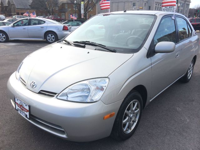 2002 Toyota Prius Ram 3500 Diesel 2-WD