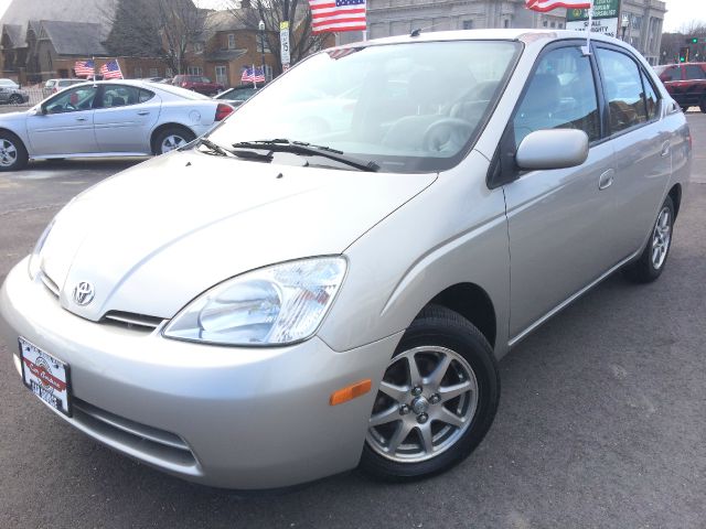 2002 Toyota Prius Ram 3500 Diesel 2-WD