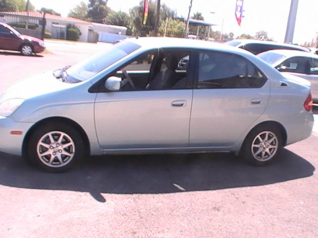 2002 Toyota Prius FX4 Crew Cab