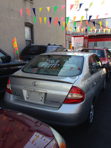 2002 Toyota Prius FX4 Crew Cab