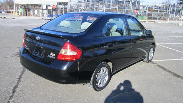 2003 Toyota Prius FX4 Crew Cab