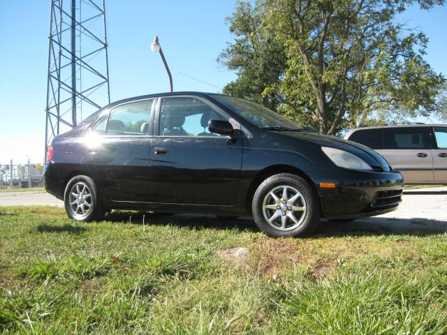 2003 Toyota Prius FX4 Crew Cab