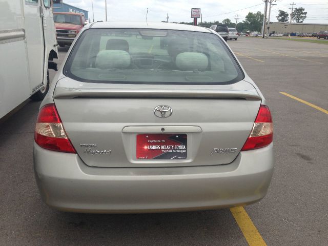 2003 Toyota Prius FX4 Crew Cab