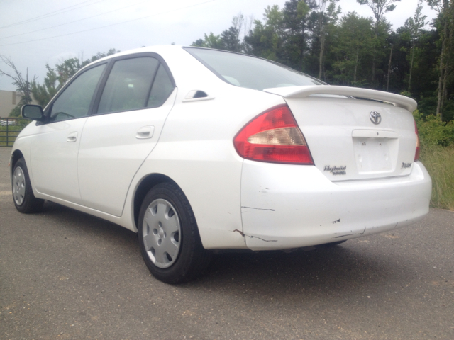 2003 Toyota Prius FX4 Crew Cab