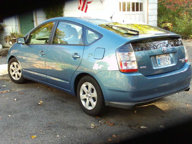 2004 Toyota Prius Unknown