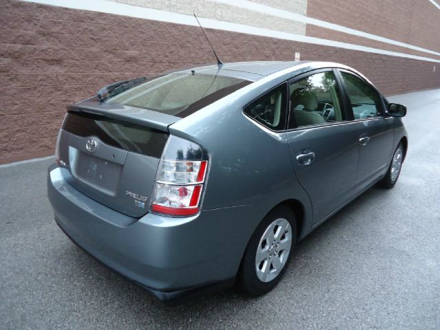 2004 Toyota Prius Graphite