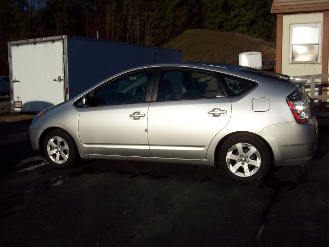 2004 Toyota Prius Graphite