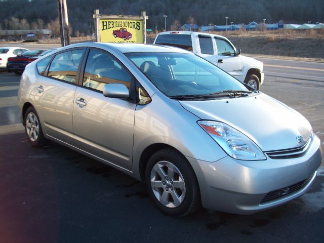 2004 Toyota Prius Graphite