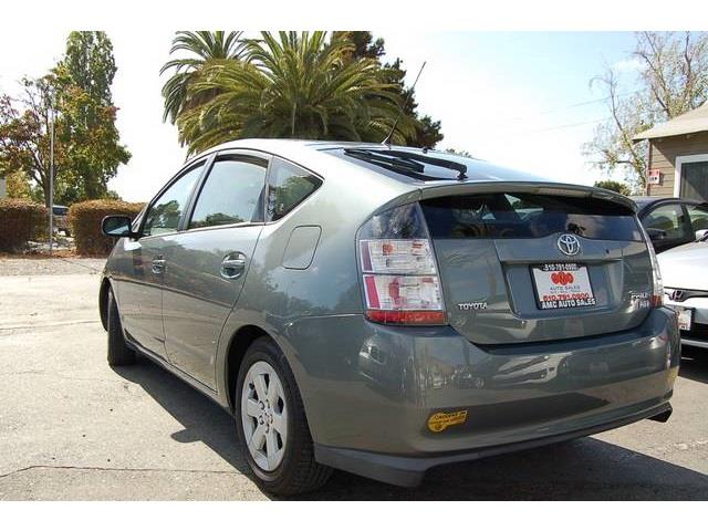 2004 Toyota Prius Unknown