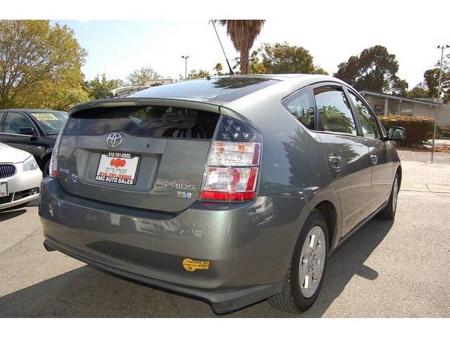 2004 Toyota Prius Unknown