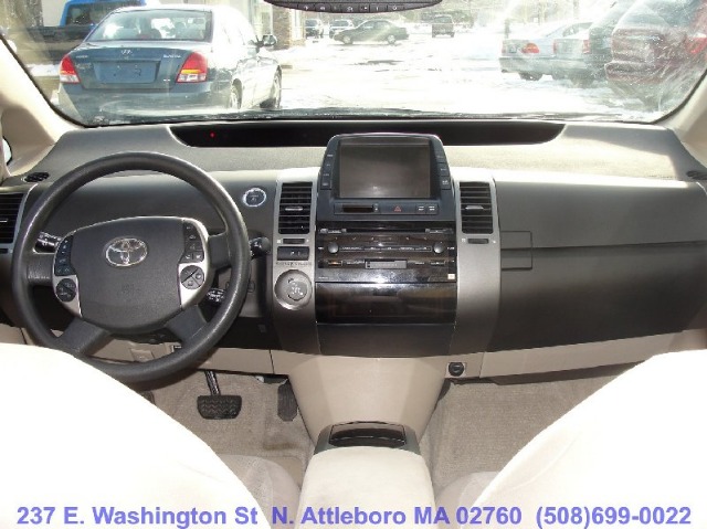 2004 Toyota Prius Graphite