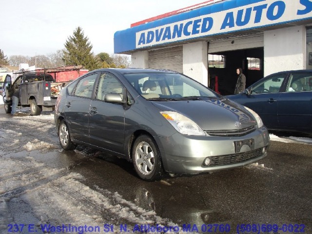 2004 Toyota Prius Graphite