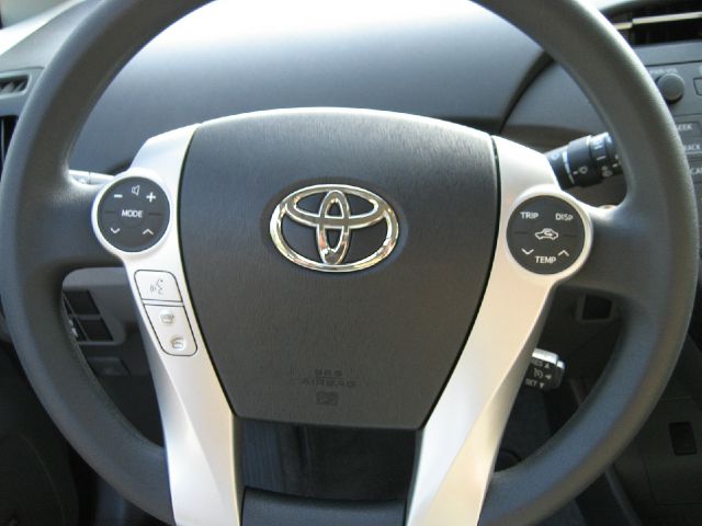 2010 Toyota Prius 4dr Sdn 2.4L FWD