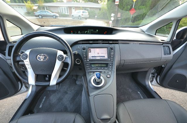 2010 Toyota Prius Premier - ONE Ownerloaded