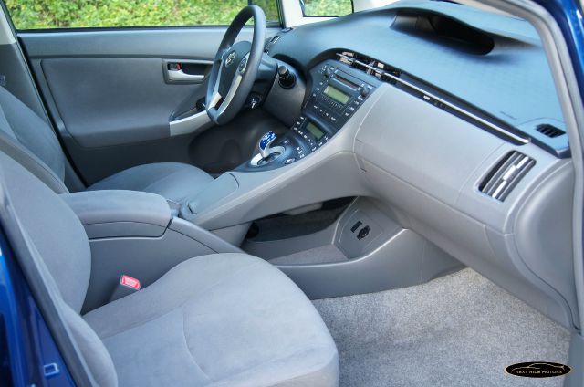 2010 Toyota Prius 4dr Sdn 2.4L FWD