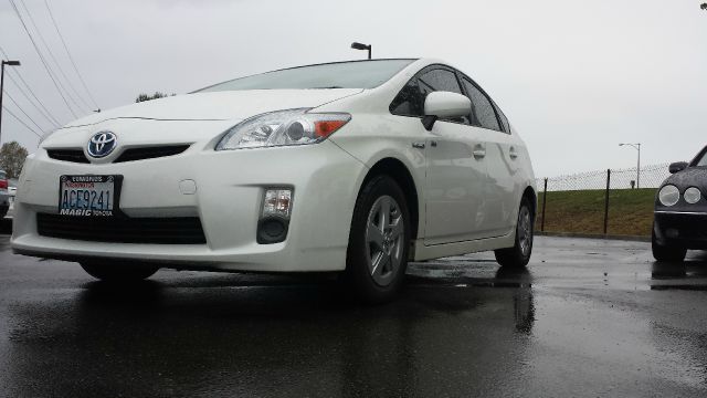 2010 Toyota Prius 4dr Sdn 2.4L FWD