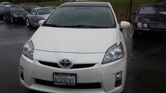 2010 Toyota Prius 4dr Sdn 2.4L FWD