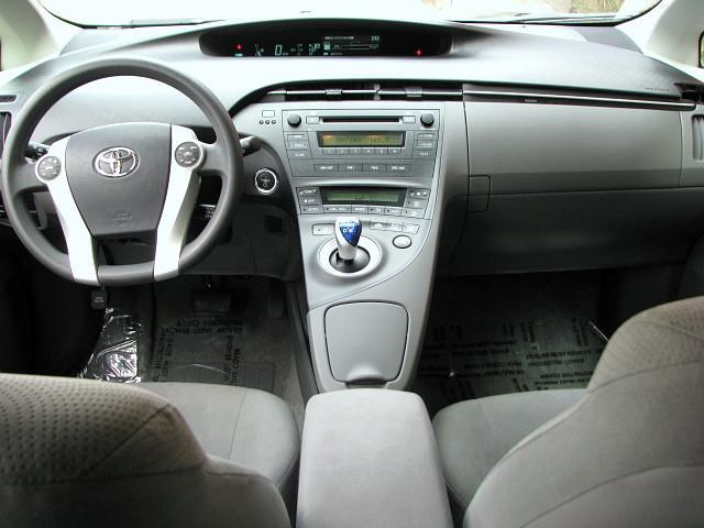 2010 Toyota Prius S SL SV