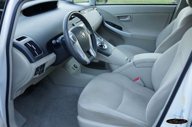 2010 Toyota Prius 4dr Sdn 2.4L FWD