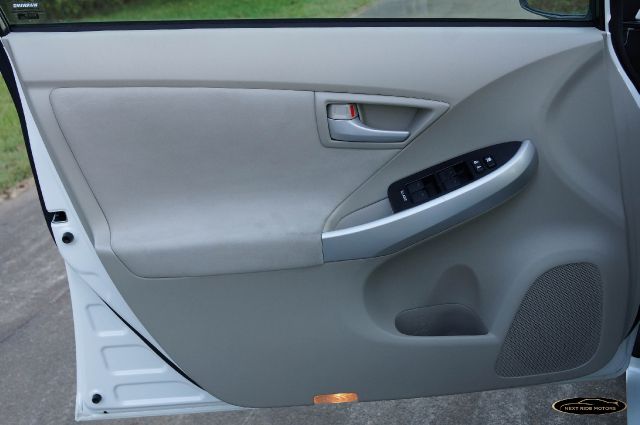 2010 Toyota Prius 4dr Sdn 2.4L FWD