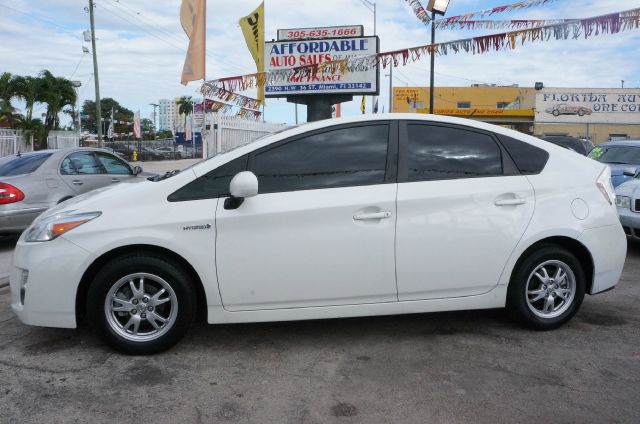 2010 Toyota Prius Adventurer Model 2WD