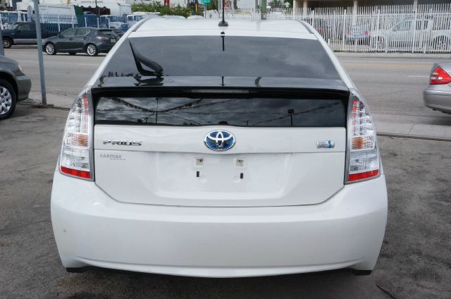 2010 Toyota Prius Adventurer Model 2WD