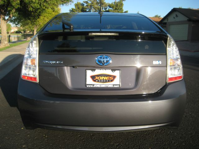 2010 Toyota Prius Adventurer Model 2WD