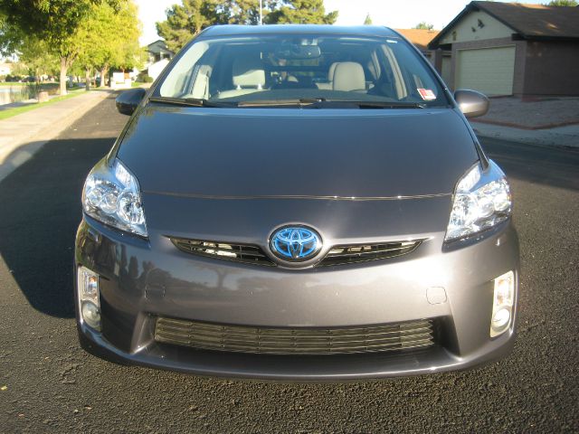 2010 Toyota Prius Adventurer Model 2WD