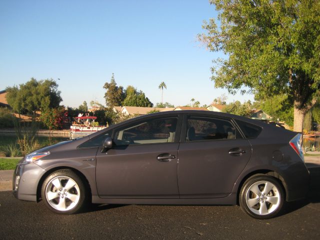 2010 Toyota Prius Adventurer Model 2WD